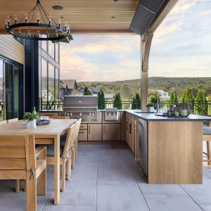How to Plan an Outdoor Kitchen Layout for Your Backyard